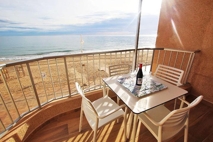 Apartmán Apartamento Europa Primera Linea De Playa Guardamar Guardamar del Segura Exteriér fotografie