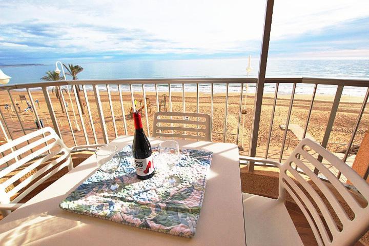 Apartmán Apartamento Europa Primera Linea De Playa Guardamar Guardamar del Segura Exteriér fotografie